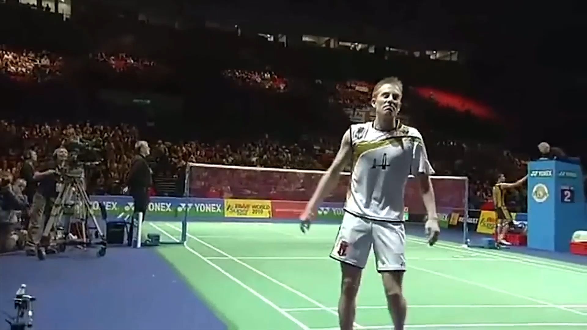 关于韩国羽毛球队完胜英格兰羽毛球队，陶菲克爆发神勇的信息