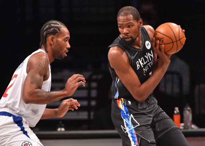 关于南韩男篮碾压篮网，利拉德完成帽子戏法的信息