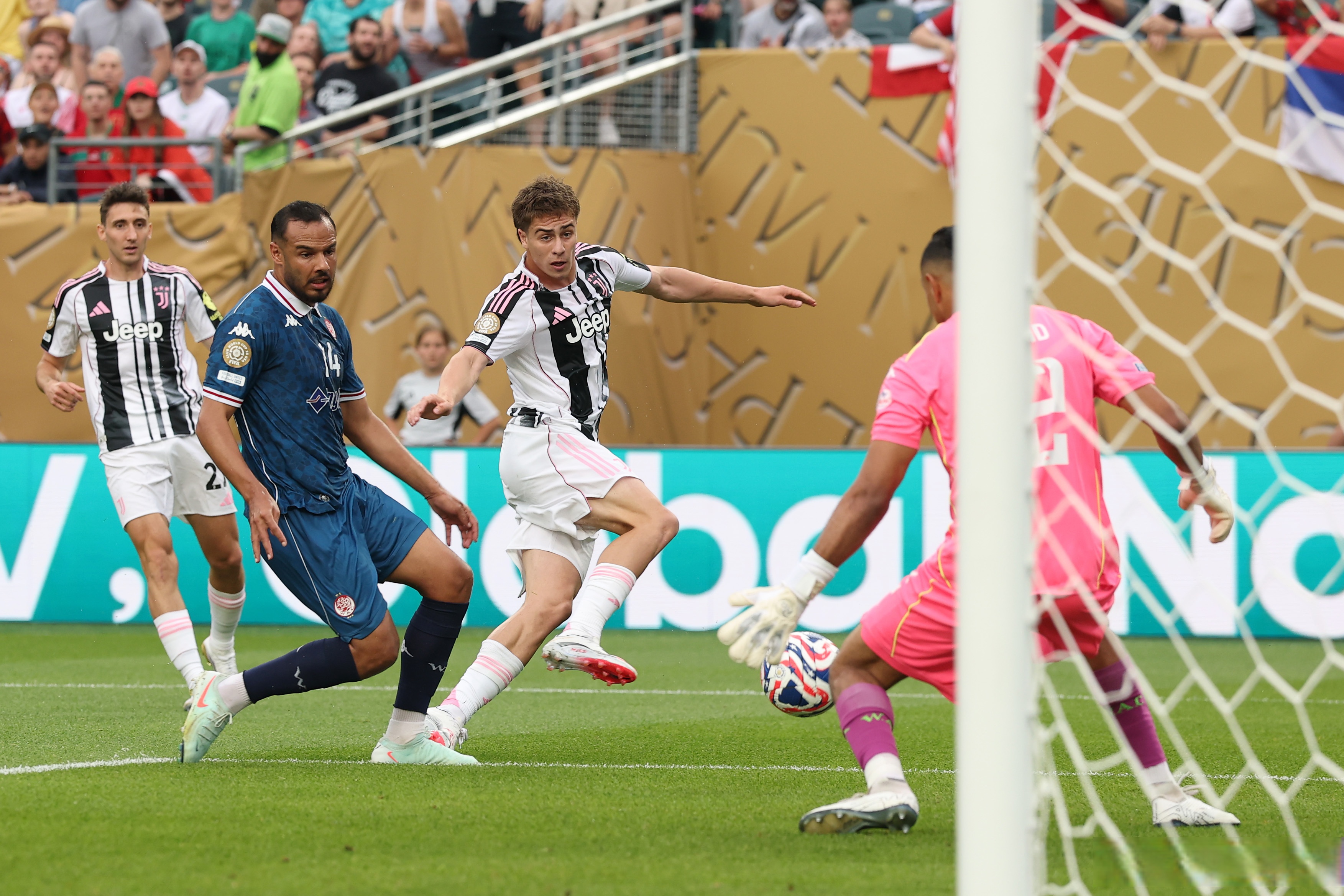 LPL赛事观看-尤文图斯全华班出战，掀起一场进攻盛宴的简单介绍