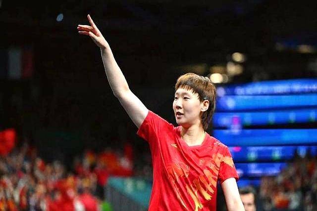 关于虎视眈眈!女队员在比赛中激战热血的信息 关于虎视眈眈!女队员在比赛中激战热血的信息