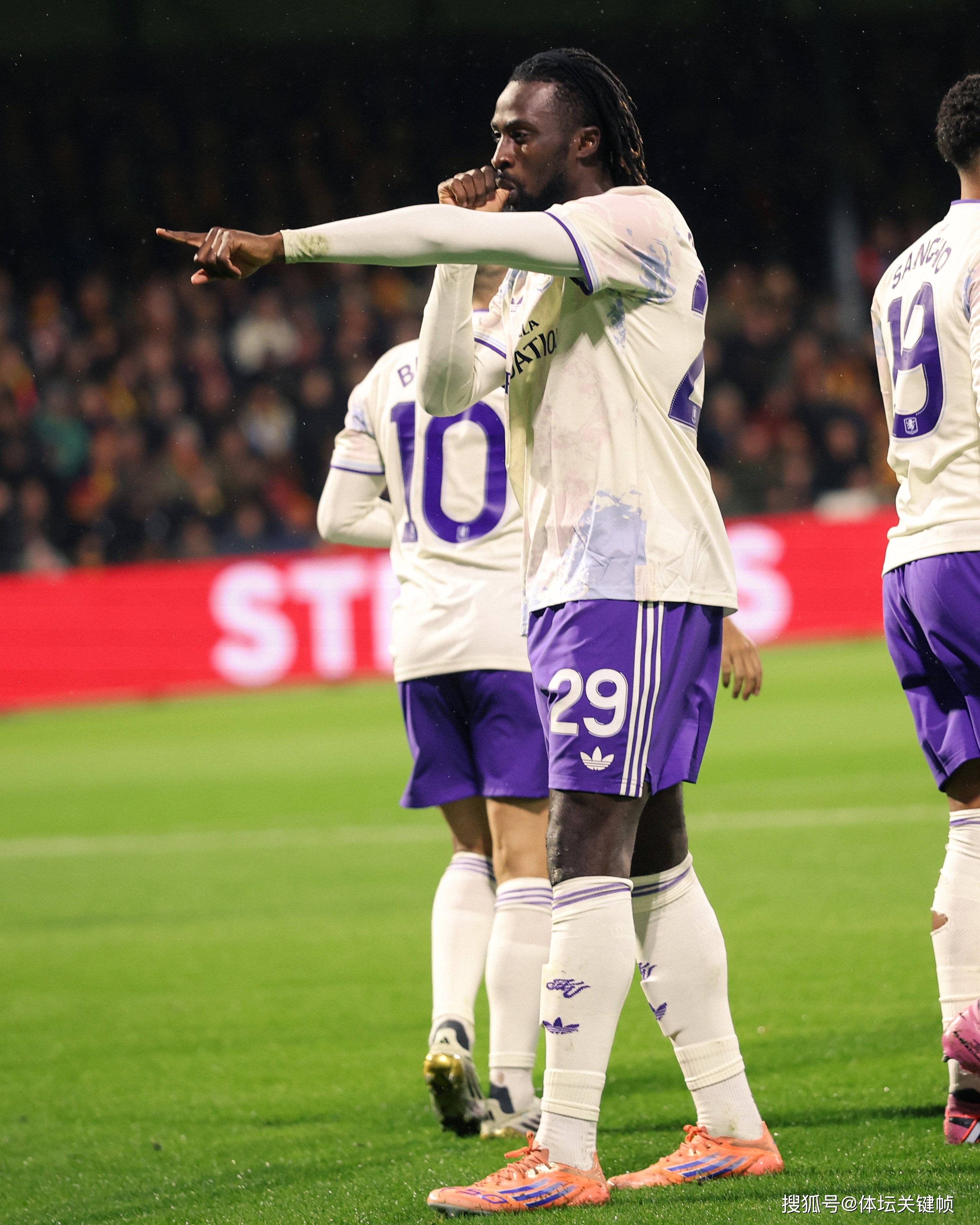 关于阿斯顿维拉主场逼平切尔西,保持不败积分榜排名稳定的信息 关于阿斯顿维拉主场逼平切尔西,保持不败积分榜排名稳定的信息