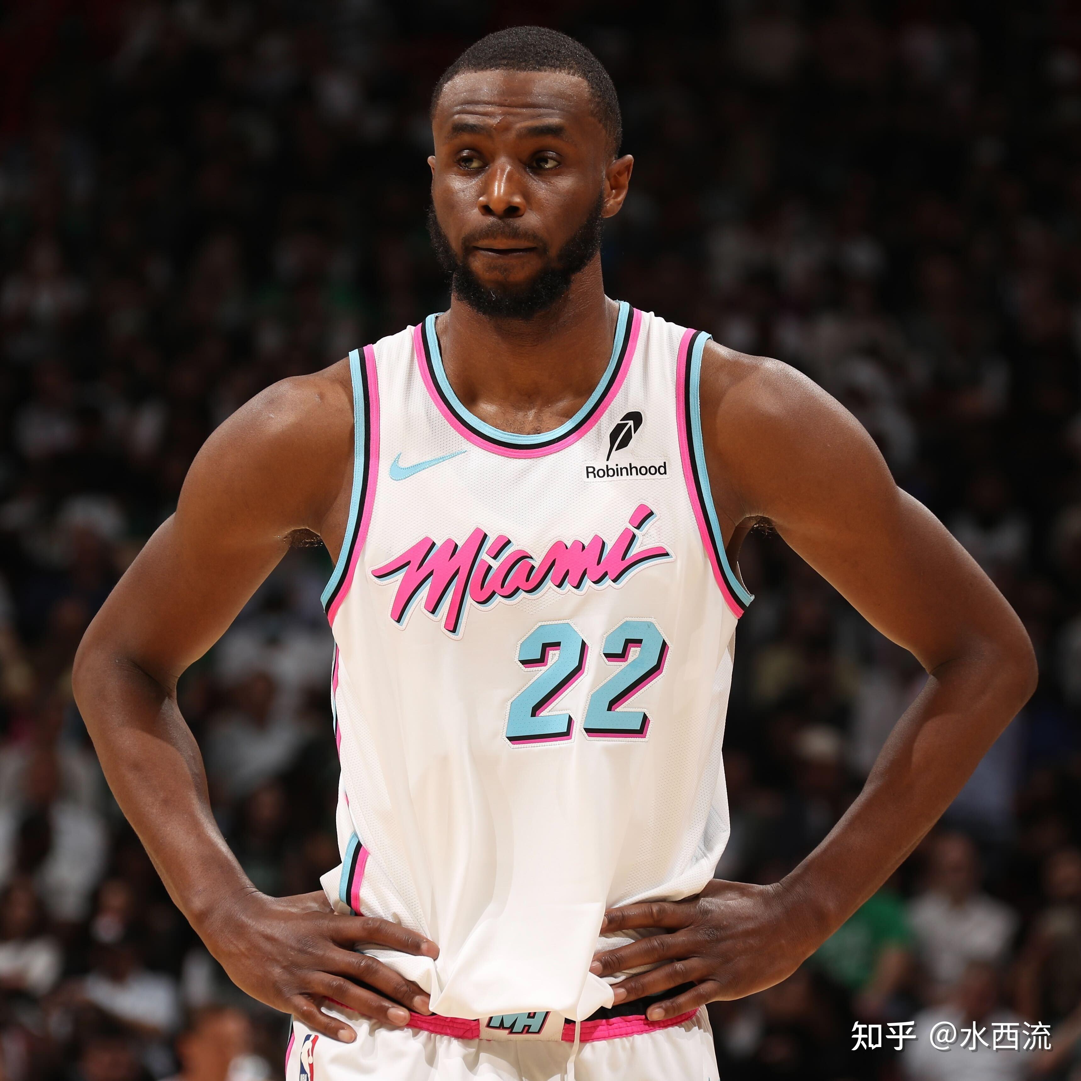 英雄联盟竞猜-老鹰队球员正式复出为球队注入活力的简单介绍